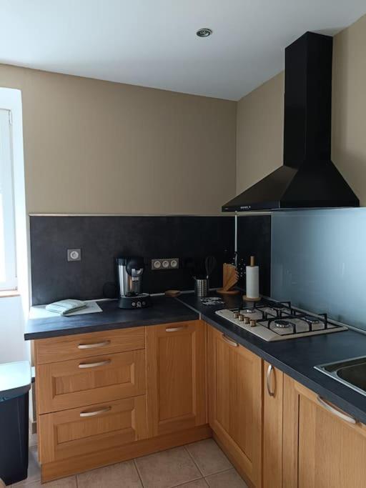 Appartement 2 A 4 Personnes Antraigues Екстер'єр фото